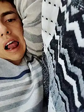 Snapshot of La_Cosita_69 chatting on October 10, 12:04 pm La Cosita 69 online show from October 10, 12:04 pm