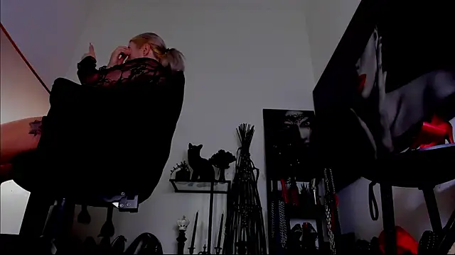 Snapshot of demisweet chatting on February 13, 5:58 am demisweet online show from February 13, 5:58 am