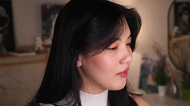 Snapshot of MoiraEger chatting on September 29, 5:07 pm MoiraEger online show from September 29, 5:07 pm