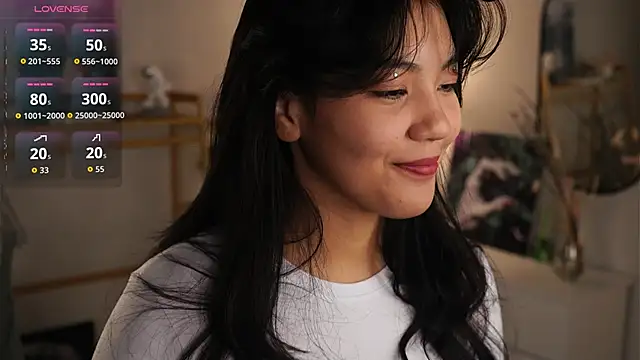 Snapshot of MoiraEger chatting on October 13, 5:02 pm MoiraEger online show from October 13, 5:02 pm