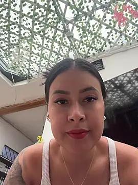 CrisMarulanda online show from July 28, 6:42 pm