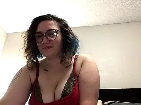 paigeycakes online show from November 16, 3:34 am