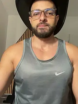 magnumchris online show from February 19, 12:34 pm