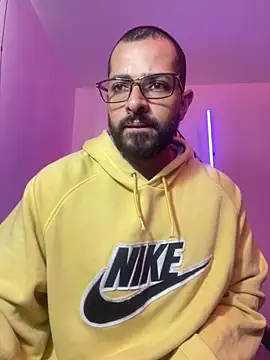 magnumchris online show from March 25, 12:33 pm