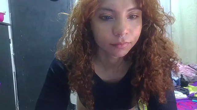 Snapshot of VioletV chatting on July 15, 3:34 am VioletV online show from July 15, 3:34 am