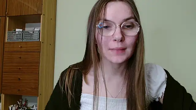 LooveELLYx online show from January 13, 8:58 pm