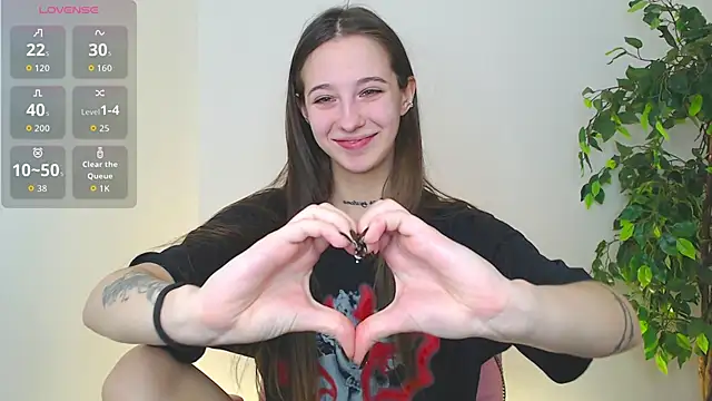 Little cherryy   online show from October 18, 6:48 am