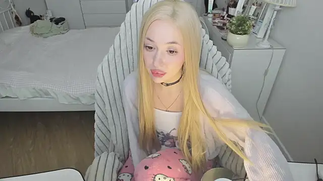 saadnesstyan online show from November 6, 10:49 am