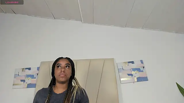 Sophia Ebony online show from June 10, 12:15 pm