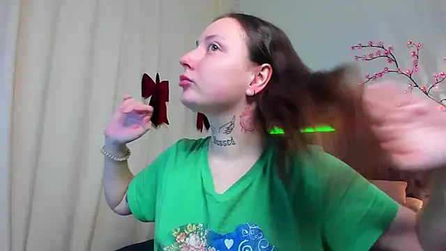 LilaVame online show from December 21, 2:19 am