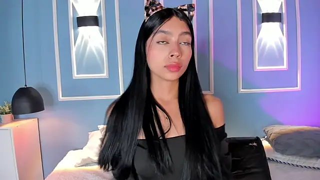 hannaa zc online show from February 4, 8:47 pm