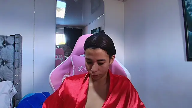 GraceWallace  online show from November 2, 8:55 pm