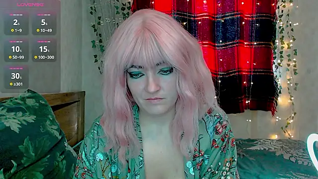 MagicPink online show from February 12, 10:10 am