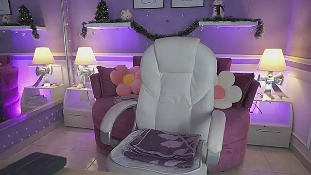 DahliaGrey online show from December 15, 11:36 am