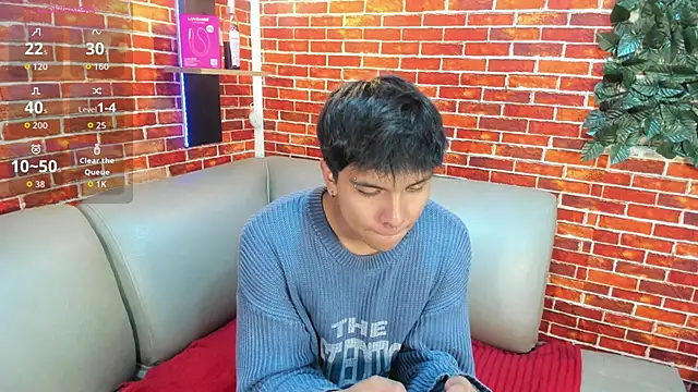 Snapshot of Thiago_Kozak chatting on March 30, 7:37 pm Thiago Kozak online show from March 30, 7:37 pm