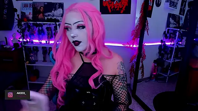 Makii 33 online show from September 17, 11:17 pm