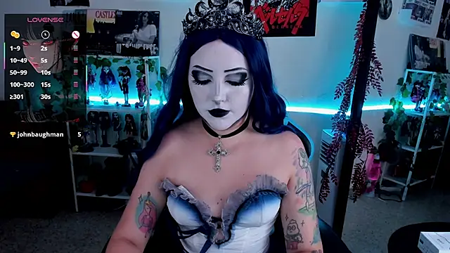 Makii 33 online show from September 28, 10:15 pm