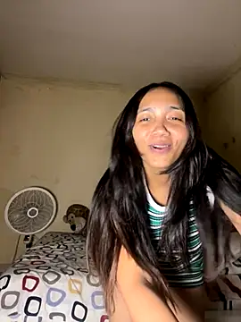 effie castroo online show from September 27, 2:27 am