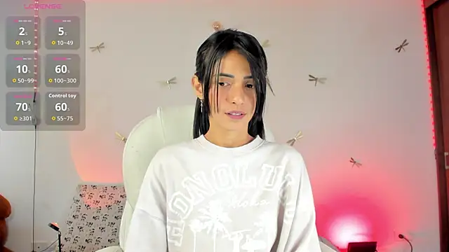 princessluna 19 online show from October 11, 8:51 pm