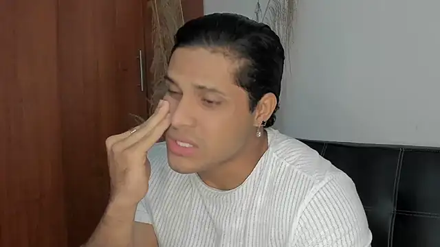 Snapshot of Evansdark1 chatting on October 4, 3:15 am Evansdark1 online show from October 4, 3:15 am