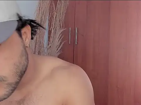 Evansdark1 online show from December 20, 10:06 pm