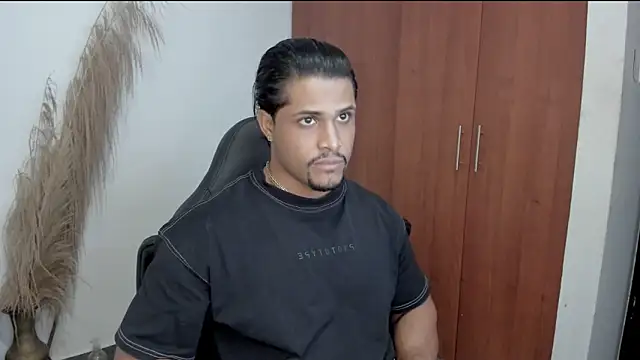Evansdark1 online show from June 19, 11:52 pm