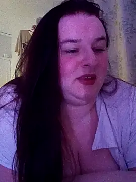Curvaceouscarla online show from October 31, 11:17 pm