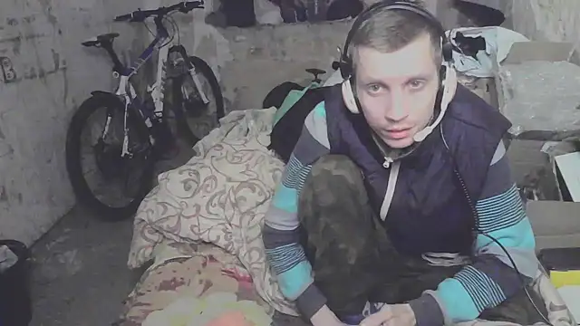 makarov1993 online show from October 13, 6:24 am