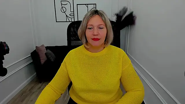 NinaStarle online show from October 2, 4:41 am