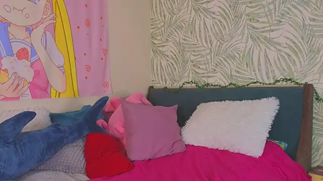 Snapshot of Alice_Pops chatting on September 26, 2:48 am Alice Pops online show from September 26, 2:48 am