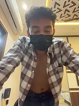 Snapshot of Dark_2465 chatting on March 27, 2:28 pm Dark 2465 online show from March 27, 2:28 pm