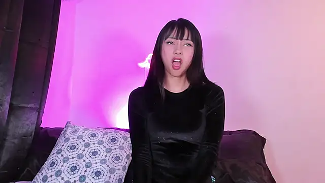 Londonttipton online show from October 9, 11:14 pm