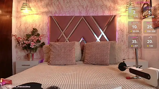 Snapshot of Aliice1_ chatting on December 1, 7:30 pm Aliice1 online show from December 1, 7:30 pm