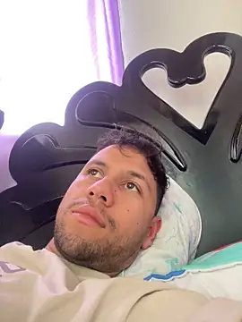 Michaell Spinelly online show from November 15, 8:16 pm