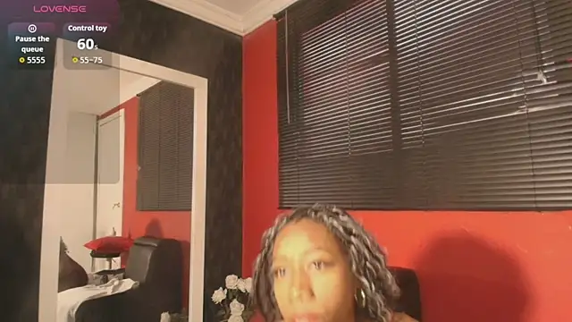 NathalyLeen online show from June 16, 8:55 pm