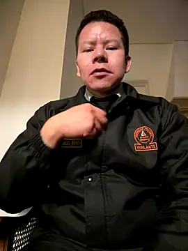 Snapshot of Manu0586 chatting on January 8, 1:30 am Manu0586 online show from January 8, 1:30 am