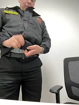 Snapshot of Manu0586 chatting on January 14, 8:09 am Manu0586 online show from January 14, 8:09 am