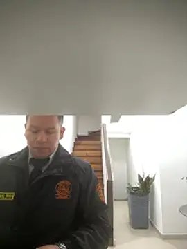 Snapshot of Manu0586 chatting on February 14, 2:52 am Manu0586 online show from February 14, 2:52 am