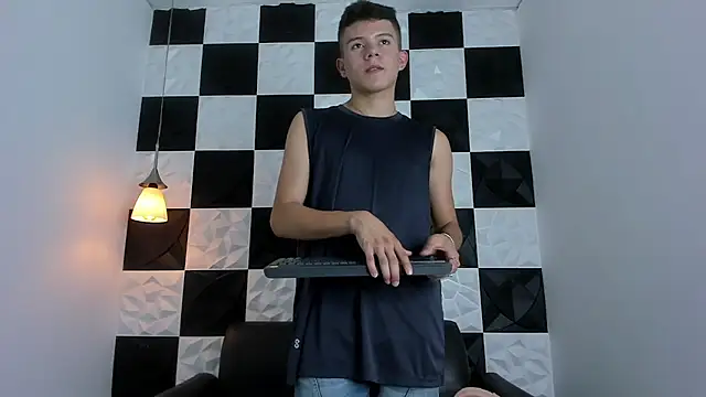 AndyFame1 online show from September 27, 7:41 pm