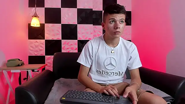 AndyFame1 online show from September 29, 7:08 pm