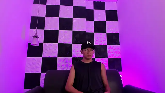 AndyFame1 online show from October 7, 6:49 pm