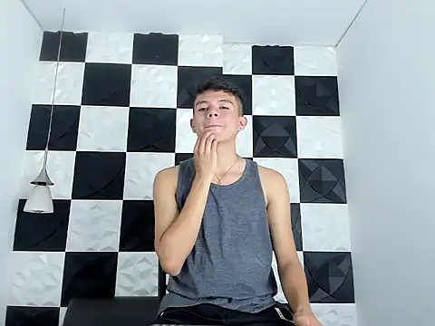 AndyFame1 online show from November 14, 7:01 pm