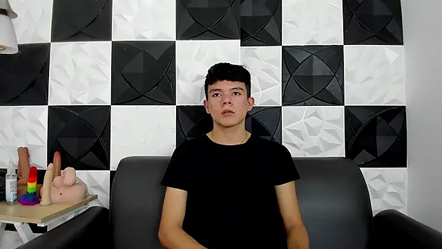 AndyFame1 online show from December 4, 7:00 pm