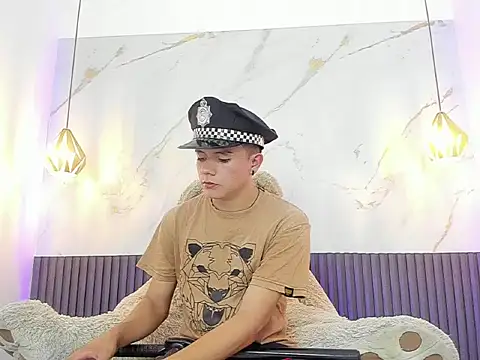 AndyFame1 online show from January 16, 6:23 pm