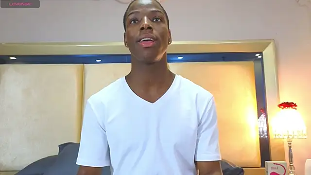 Snapshot of CharlesBrown_ chatting on October 20, 12:16 pm CharlesBrown  online show from October 20, 12:16 pm