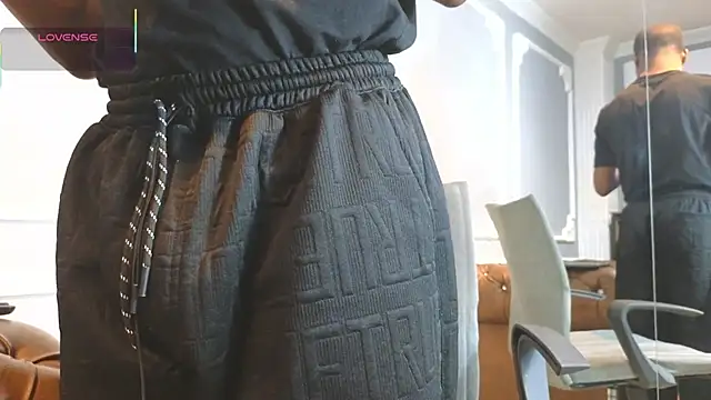 CharlesBrown  online show from December 20, 2:02 pm