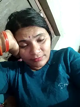 Snapshot of couple_71 chatting on November 28, 6:49 am couple 71 online show from November 28, 6:49 am