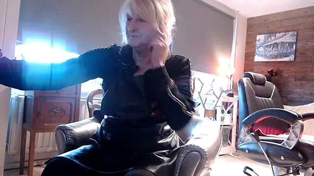 SexyKato001 online show from January 10, 11:56 am