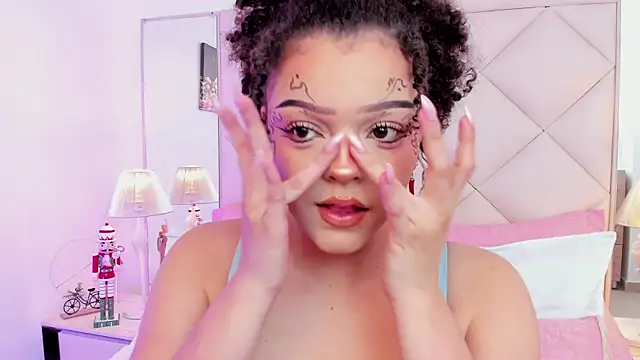 LilBoonew online show from December 4, 12:25 pm