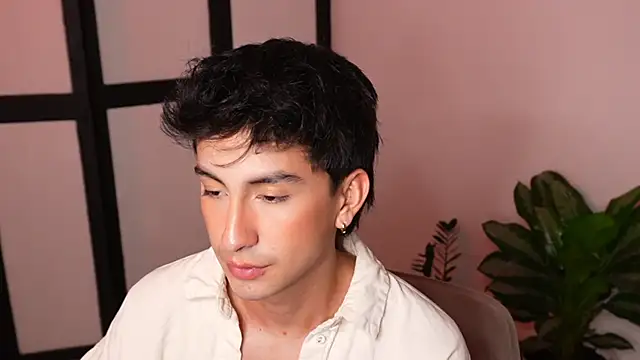 sweettaaron01 online show from June 8, 1:28 am